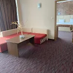 Kamenec Отель