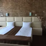 Kamenec Готель Китен