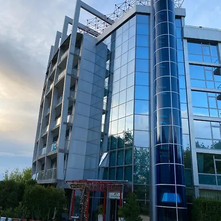 Hotel Kamenec 4*