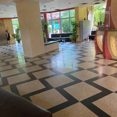 каменец 4* Китен