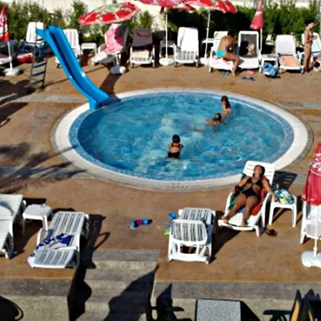 каменец 4*