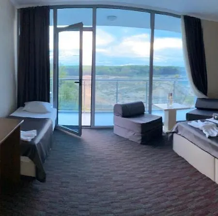 каменец 4* Китен