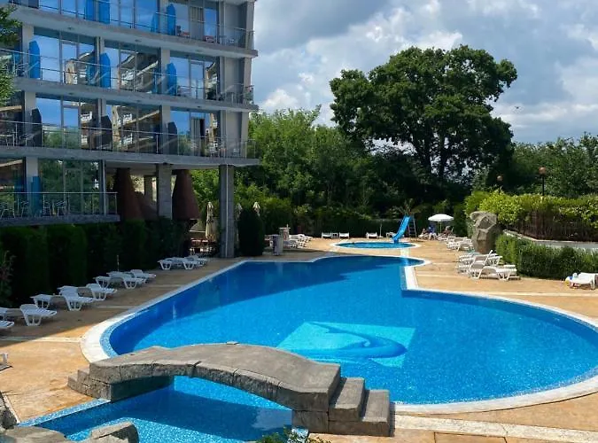 Kamenec Hotel 4*